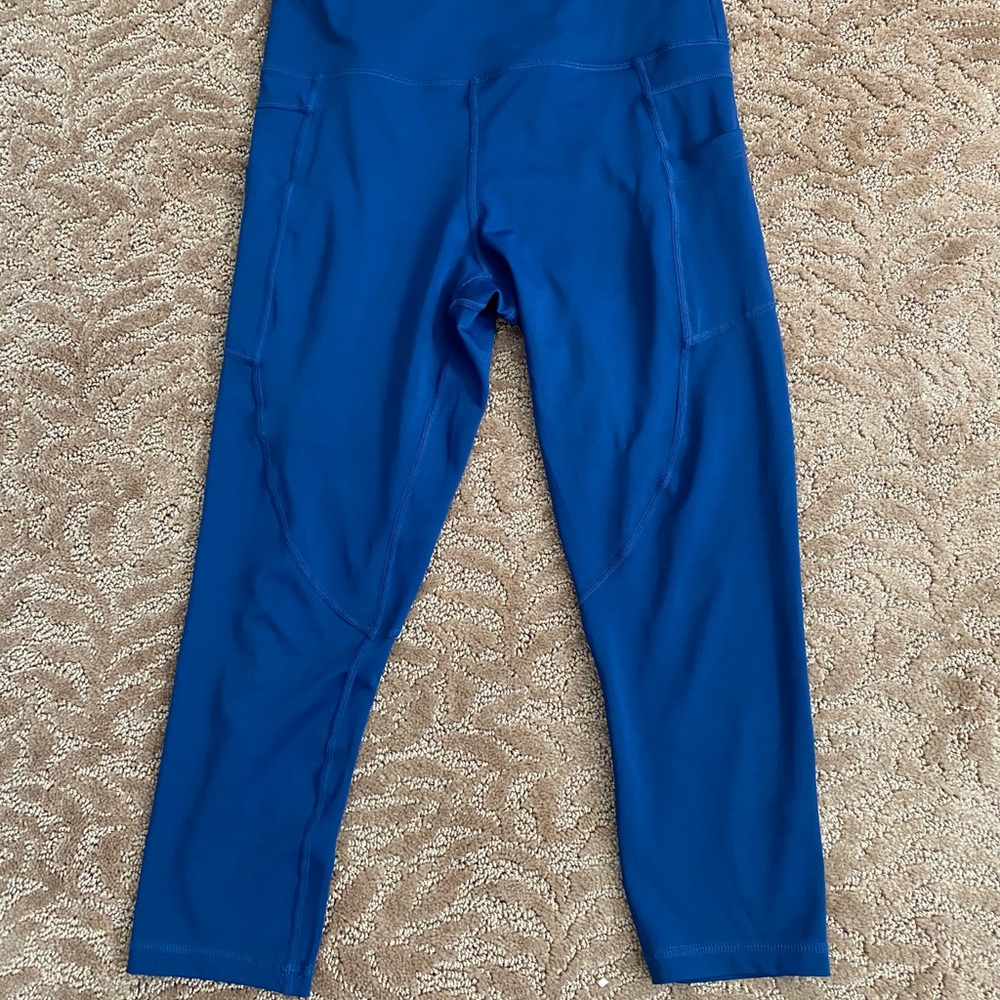 Zyia Active Navy capris light n tights